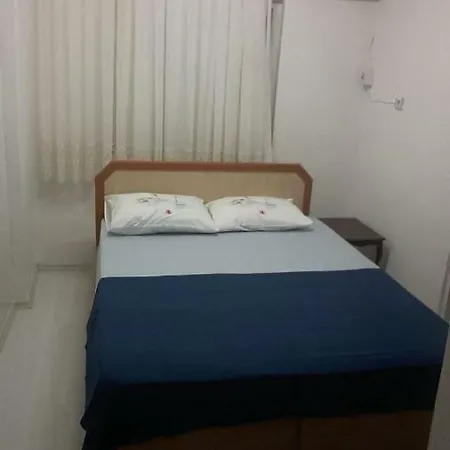 Merkezde Evi * Ayvalı