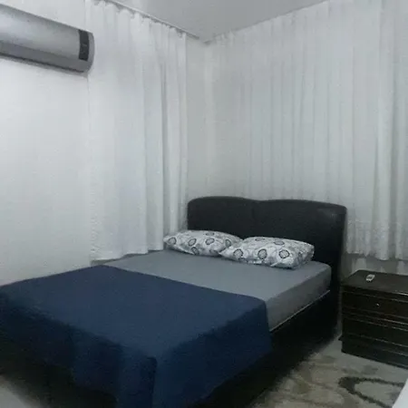بيت للعطل Merkezde Evi *